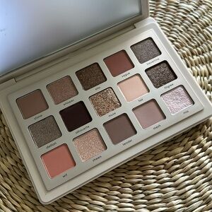 NATASHA DENONA I need a nude Palette